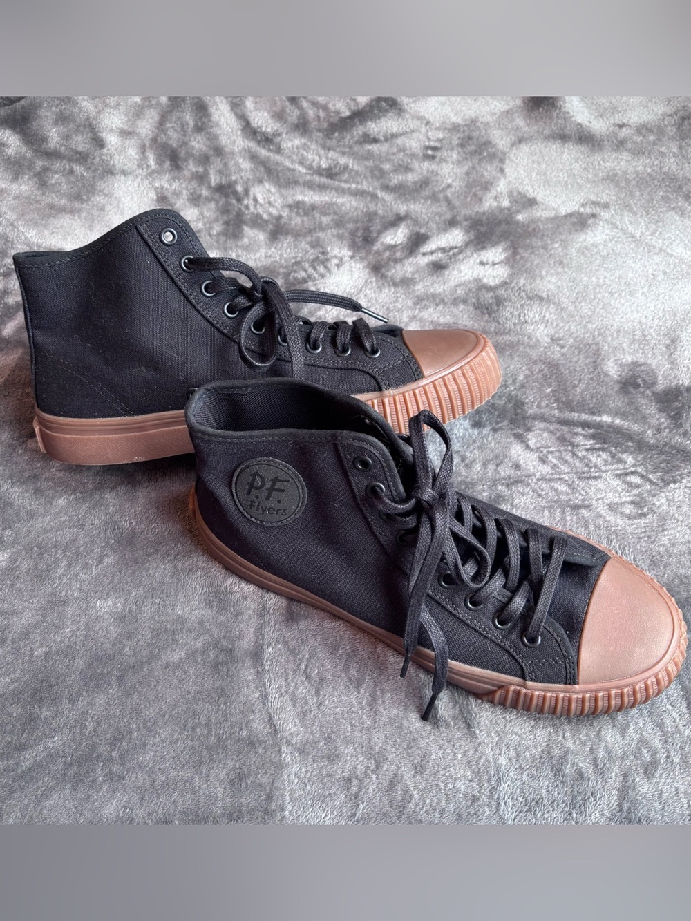 P.F. Flyers The Center High-Top Sneaker in Black Canvas & Gum Men’s 10 Comfort - Picture 5 of 8